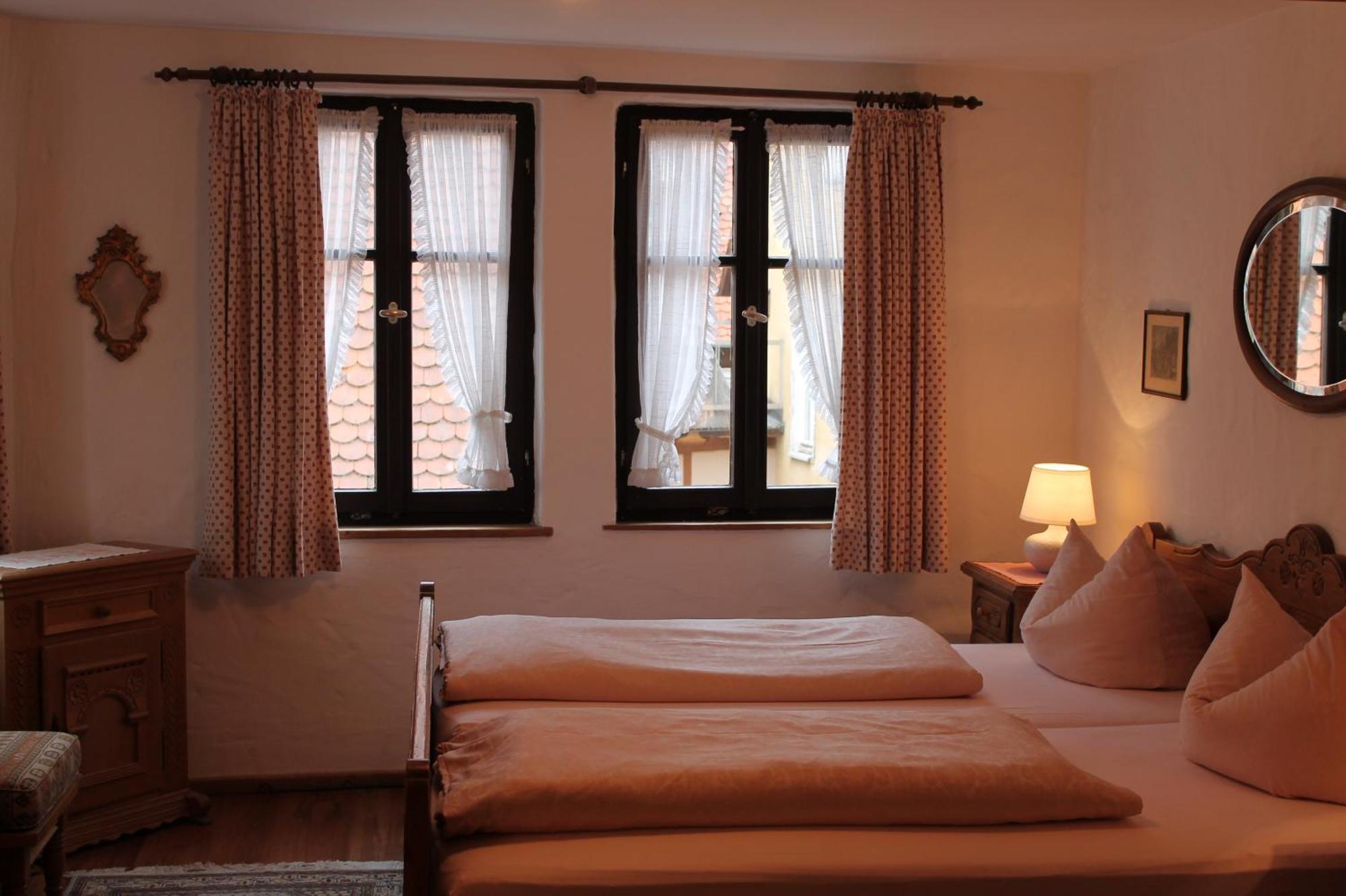 רוטנבורג אוב דר טאובר Hotel Spitzweg חדר תמונה