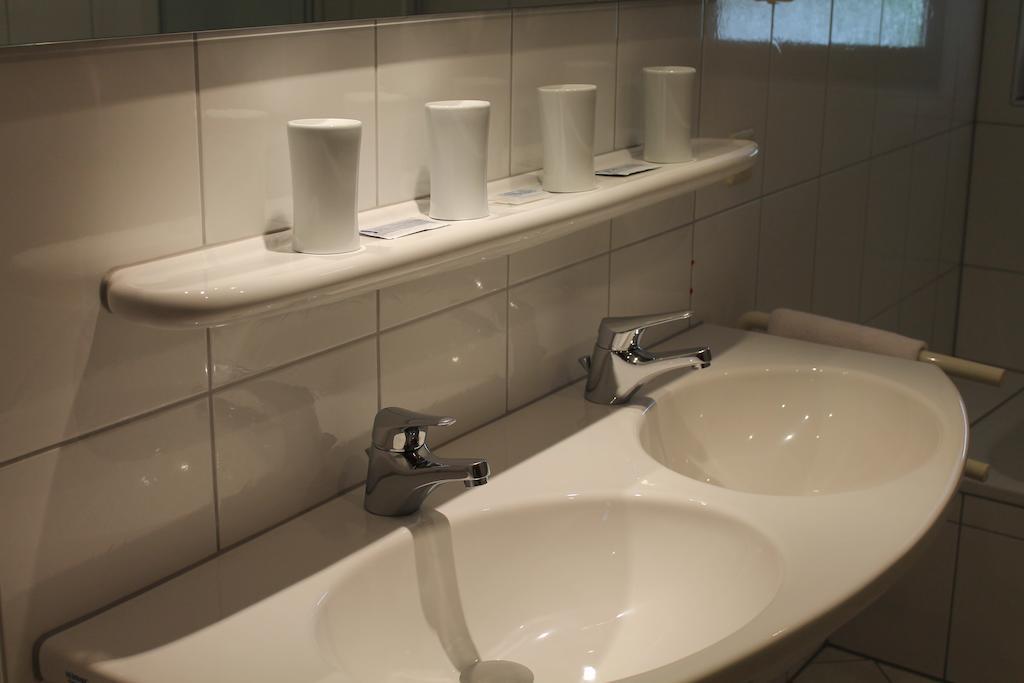 רוטנבורג אוב דר טאובר Hotel Spitzweg חדר תמונה